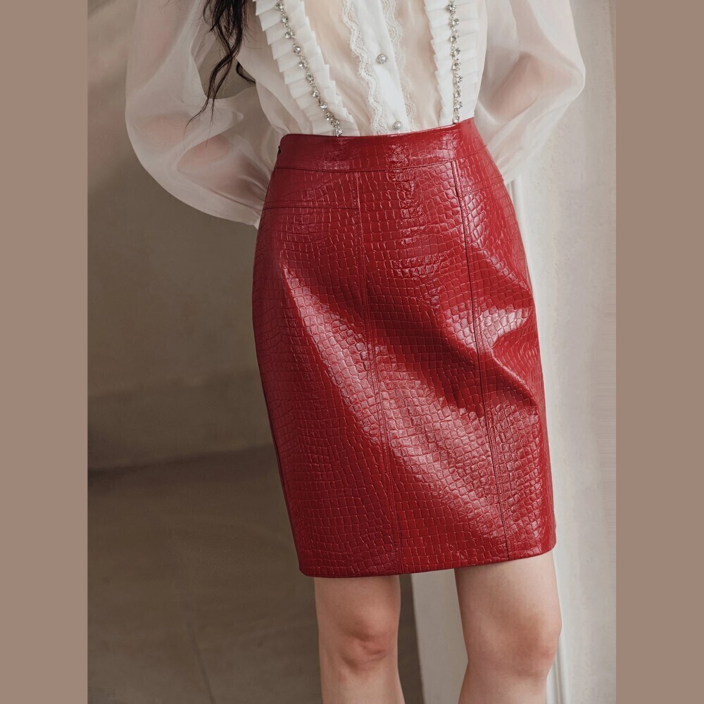 Red Croc Embossed Faux Leather Knee Length Midi Pencil Skirt
